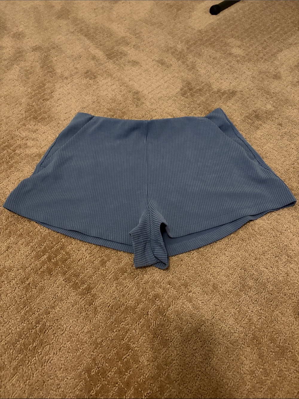 Lululemon ribbed soft stream HR short - Picture 4 of 8